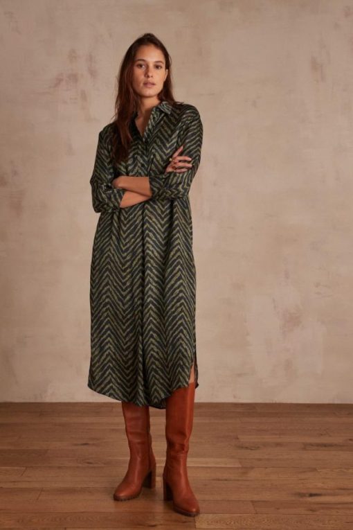 Weekendwardrobeco.shop04c884ed41 1