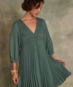 Weekendwardrobeco.shop5fd12a141f 2