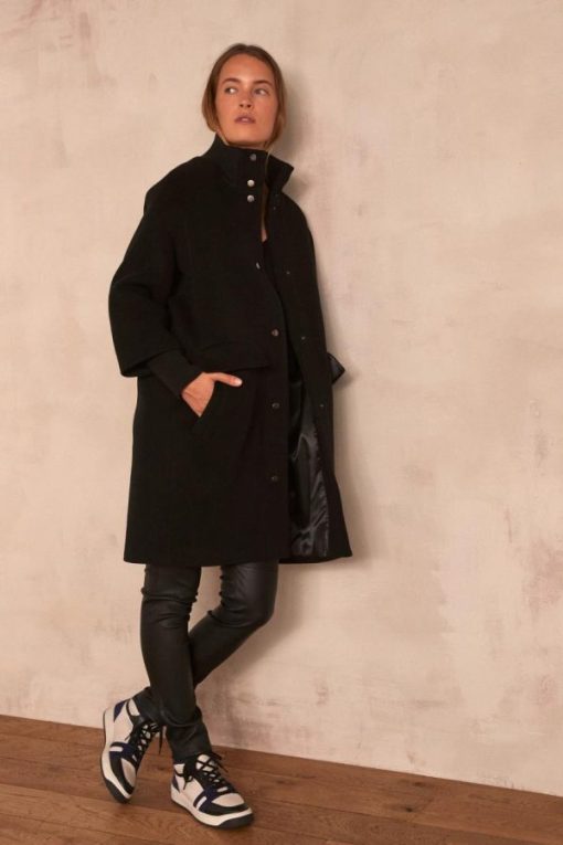 Weekendwardrobeco.shop838899476e 2