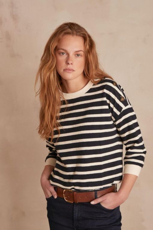 Weekendwardrobeco.shop8bbc43ff43 1