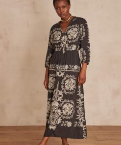 Weekendwardrobeco.shop8dd1c1e929 6