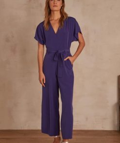 Weekendwardrobeco.shop9dc1cbd720 2