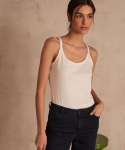 Weekendwardrobeco.shopaee1dd0aea 1