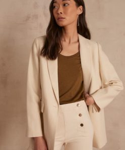 Weekendwardrobeco.shopd203143ea4 1