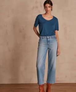 Weekendwardrobeco.shope1069bef7b 1
