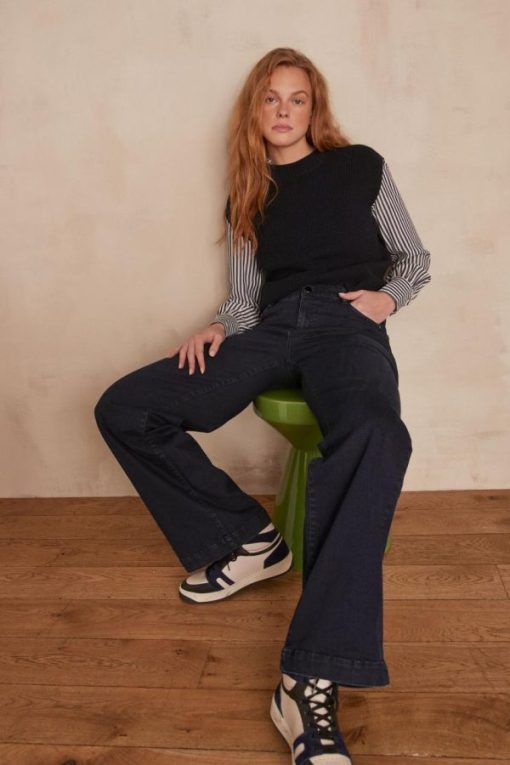 Weekendwardrobeco.shopf121e292df 1